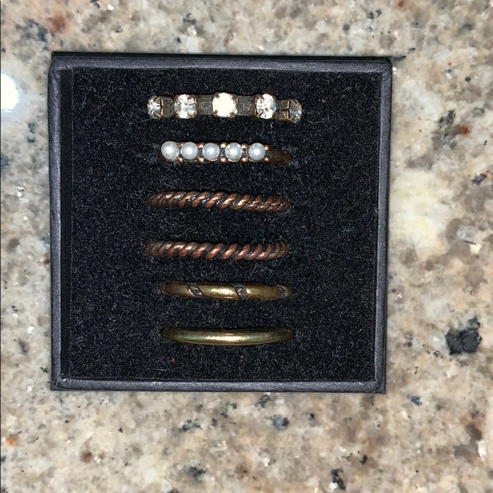 Set of Rings